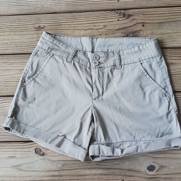 Canyon River Blues women's cuffes shorts size 6 - Picture 1 of 10